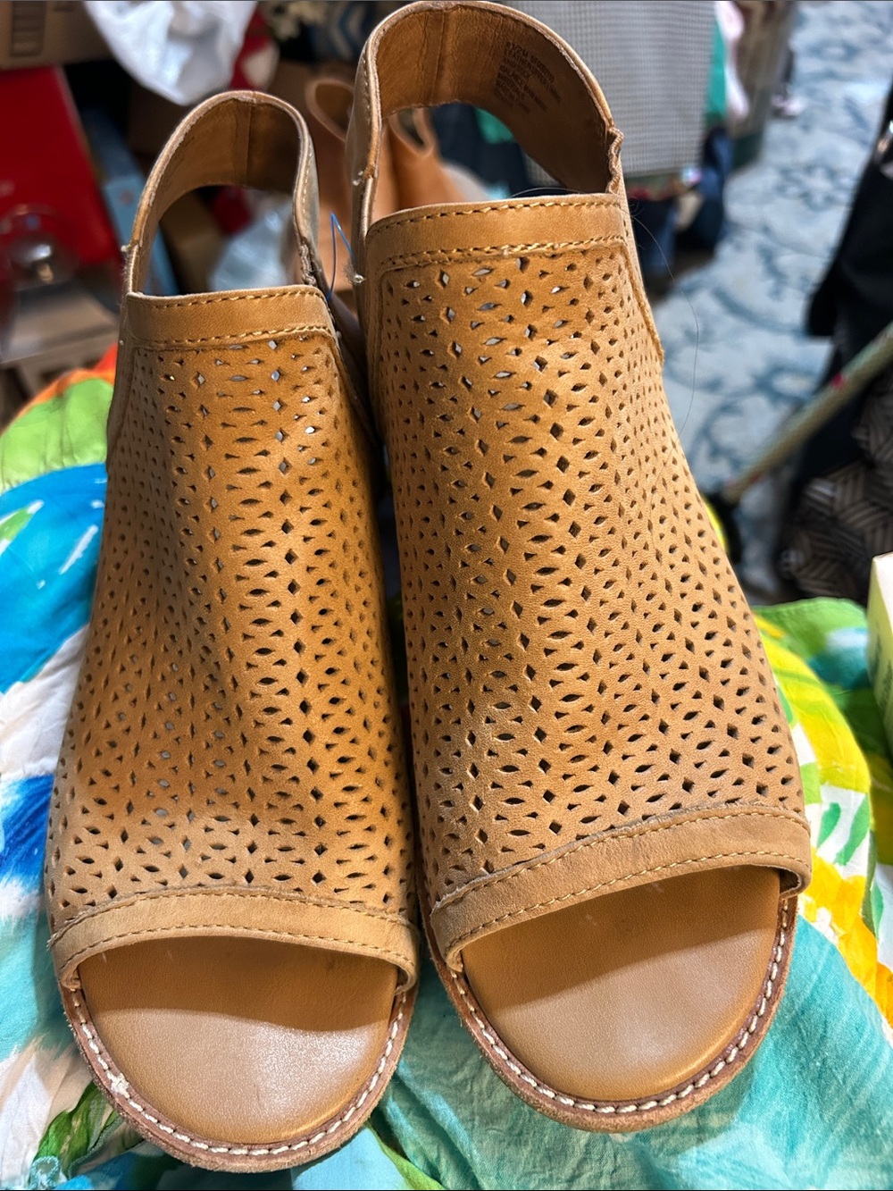 Size 8.5 Women’s Tan Perforated Open-Toe Sandals. All Leather Soffi